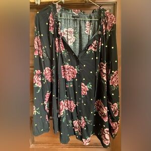 Torrid Plus Size 2 Floral Black Blouse with Pink Roses
